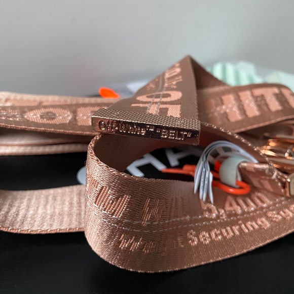 SOLD **OFF WHITE ROSE GOLD BELT** - Picture 7 of 11